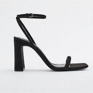 NWT Zara Block Heel Strappy Sandals